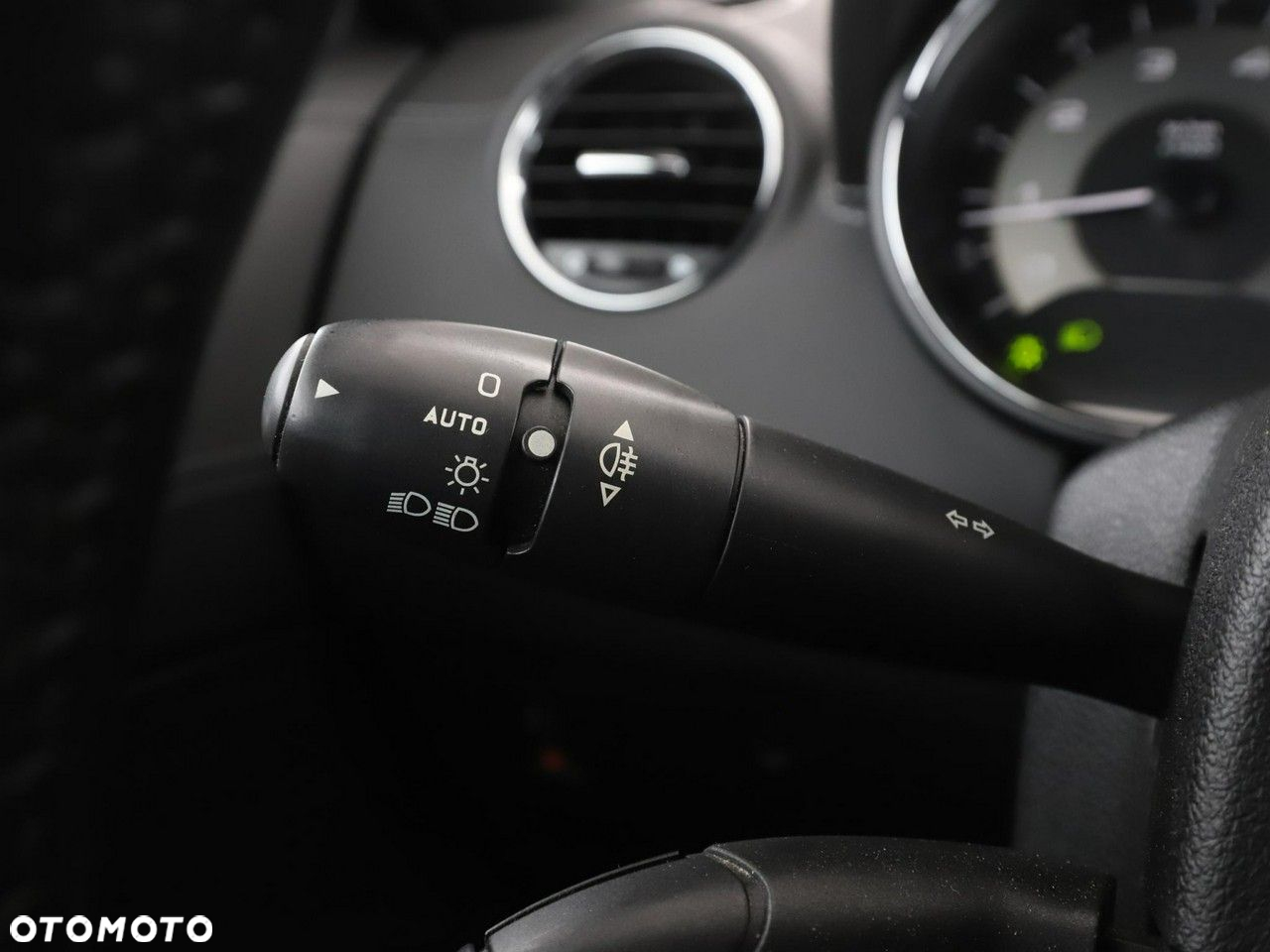 Peugeot RCZ 1.6 200 THP - 31