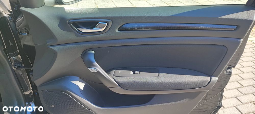 Renault Megane ENERGY TCe 130 EXPERIENCE - 34
