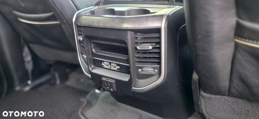 RAM 1500 - 26