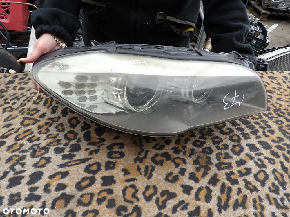 BMW - F10 - PRZED LIFT - XENON - SKRĘTNA - WYSZCZERBIONE SZKŁO - KLEJONA - UK - 7203254 - 5