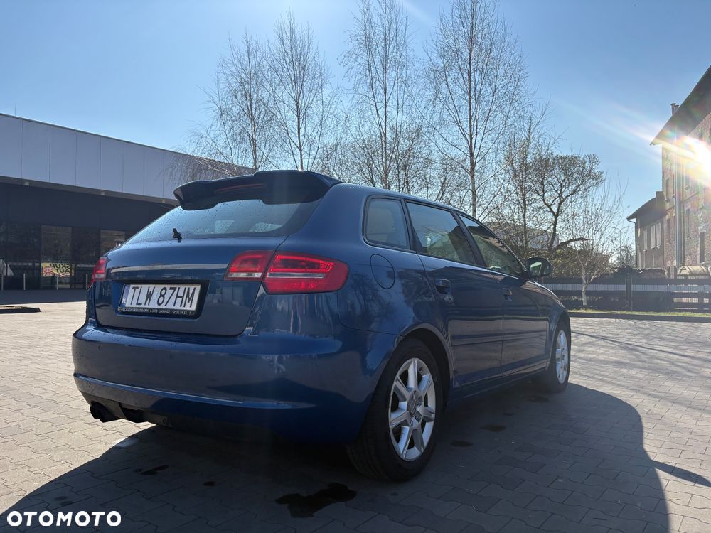 Audi A3 Sportback - 4