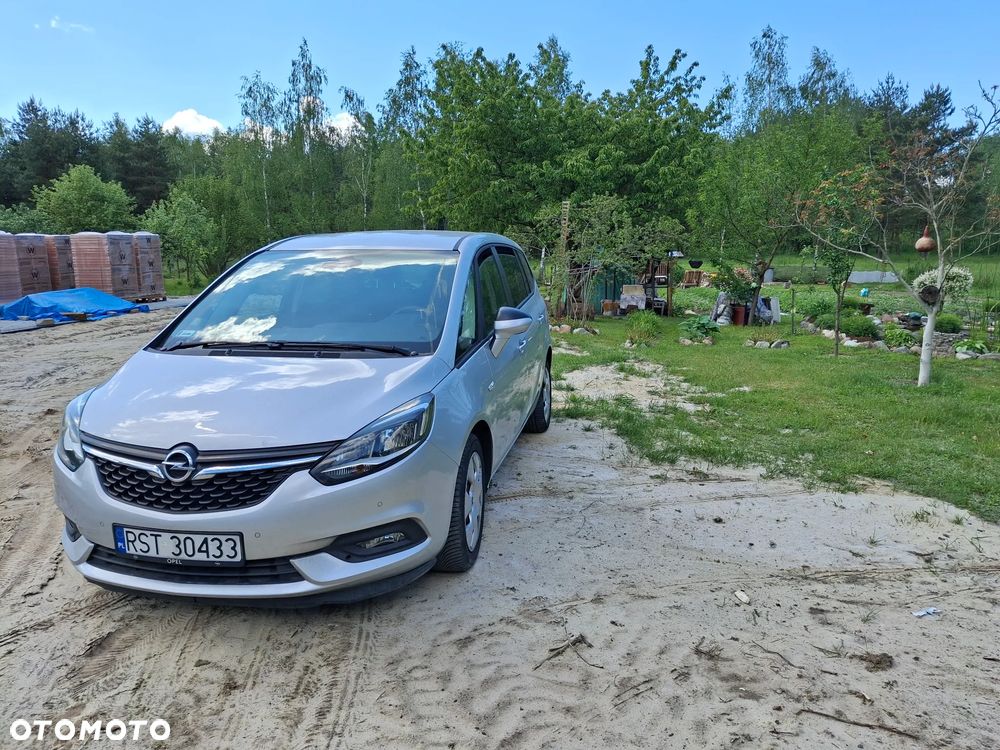 Opel Zafira - 2