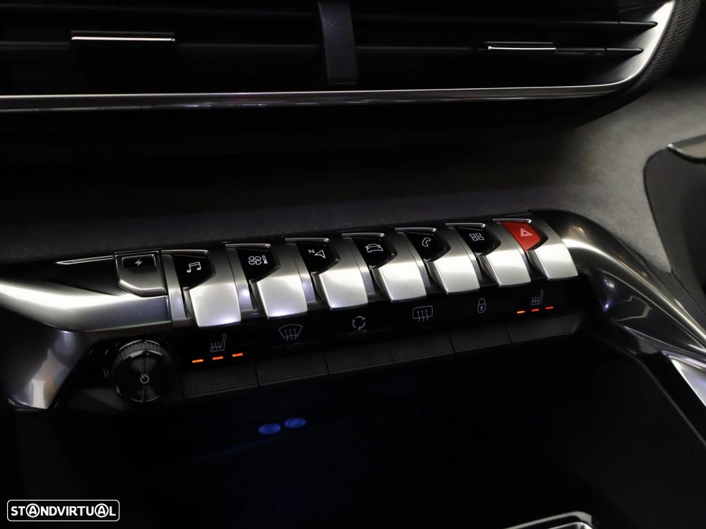 Peugeot 3008 1.6 Hybrid GT Pack e-EAT8 - 30