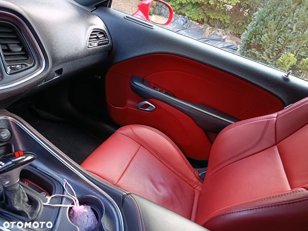 Dodge Challenger ver-automatik-sxt-plus - 9