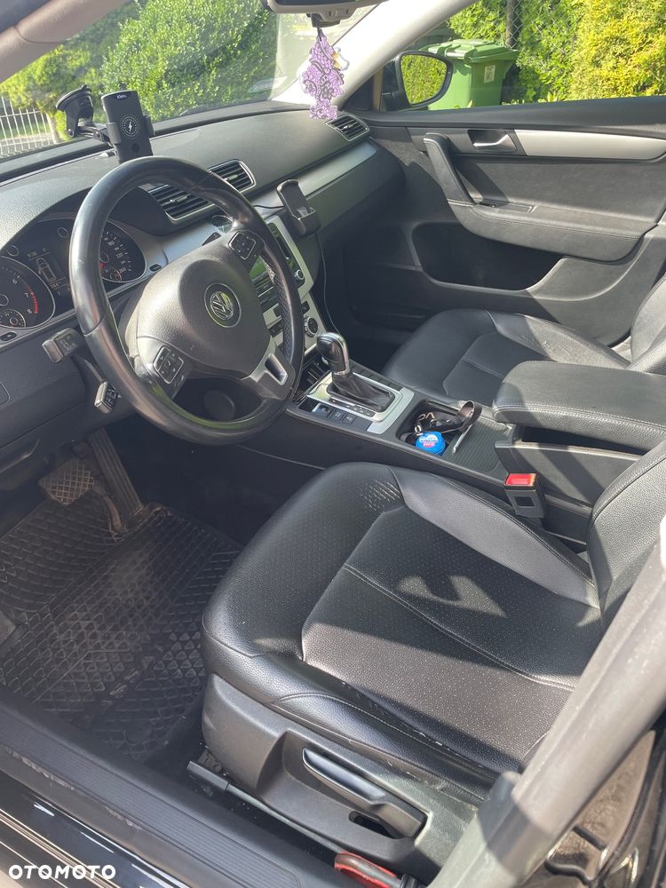 Volkswagen Passat - 5