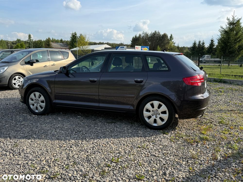 Audi A3 Sportback 1.4 TFSI Attraction - 8