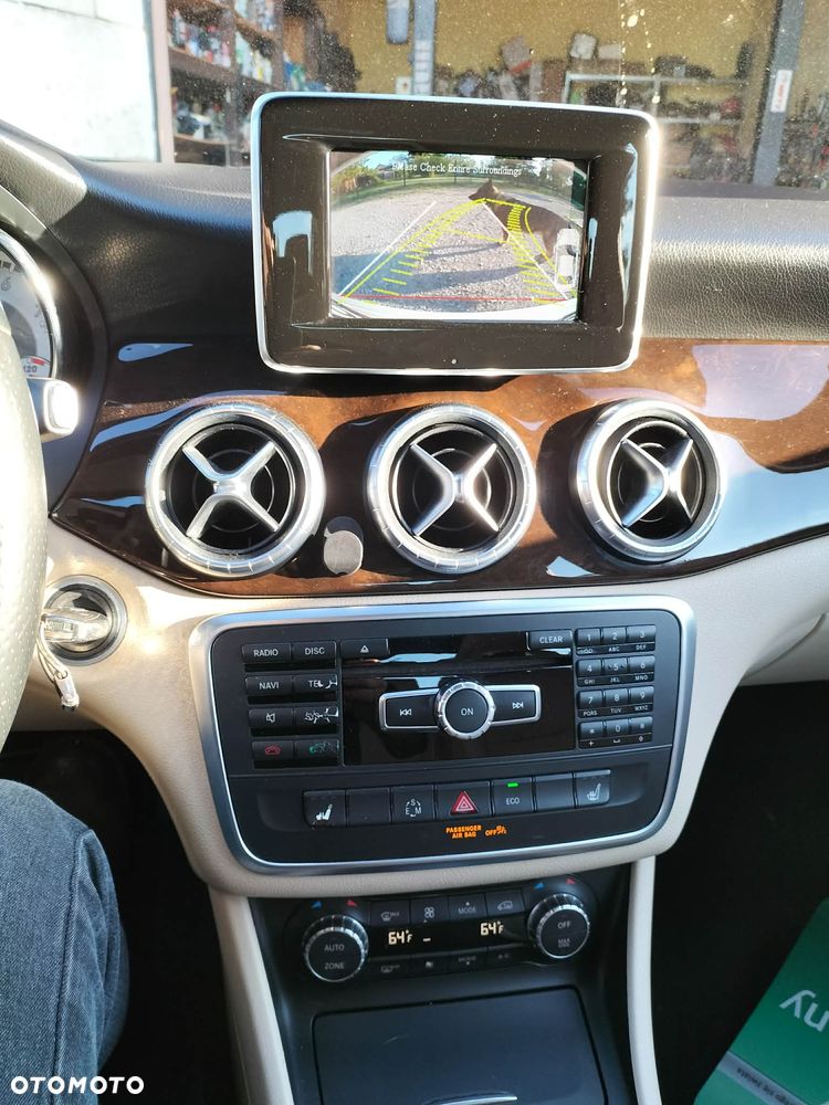 Mercedes-Benz CLA 250 4-Matic Sport - 10