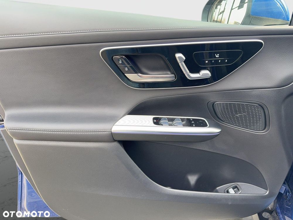 Mercedes-Benz GLC - 17