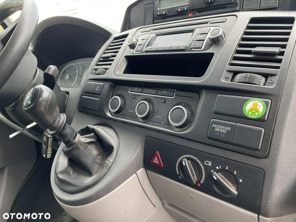 Volkswagen Transporter - 3