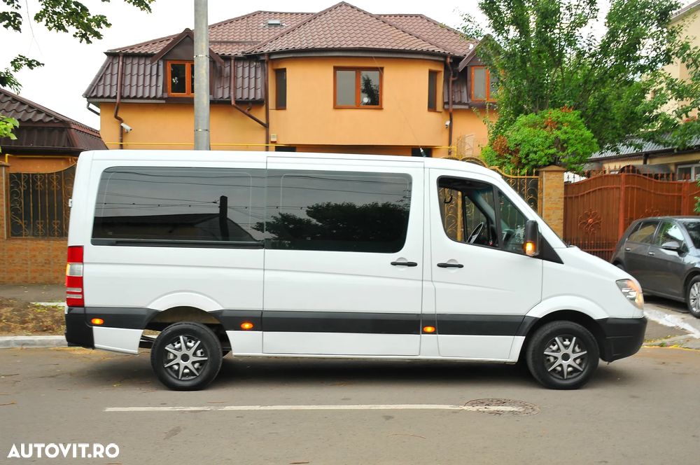 Mercedes-Benz Sprinter - 2
