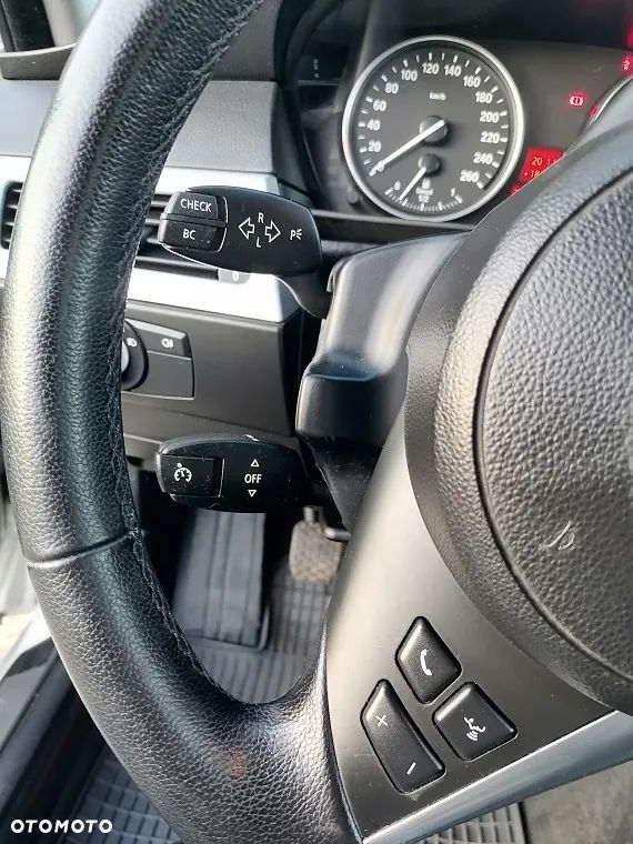 BMW Seria 5 520d - 16
