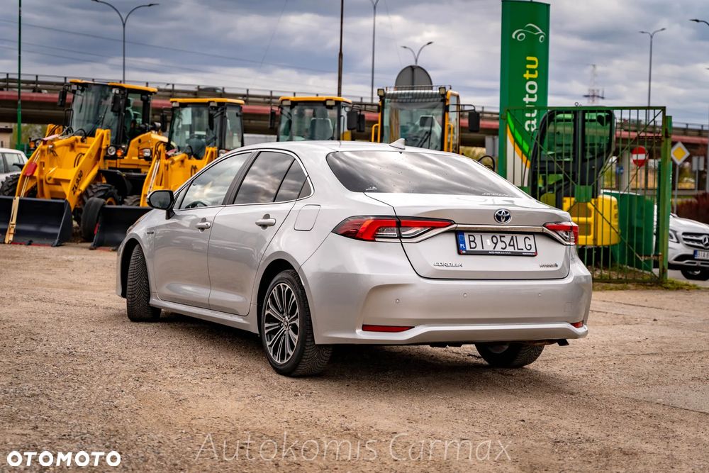 Toyota Corolla 1.8 Hybrid Executive - 10