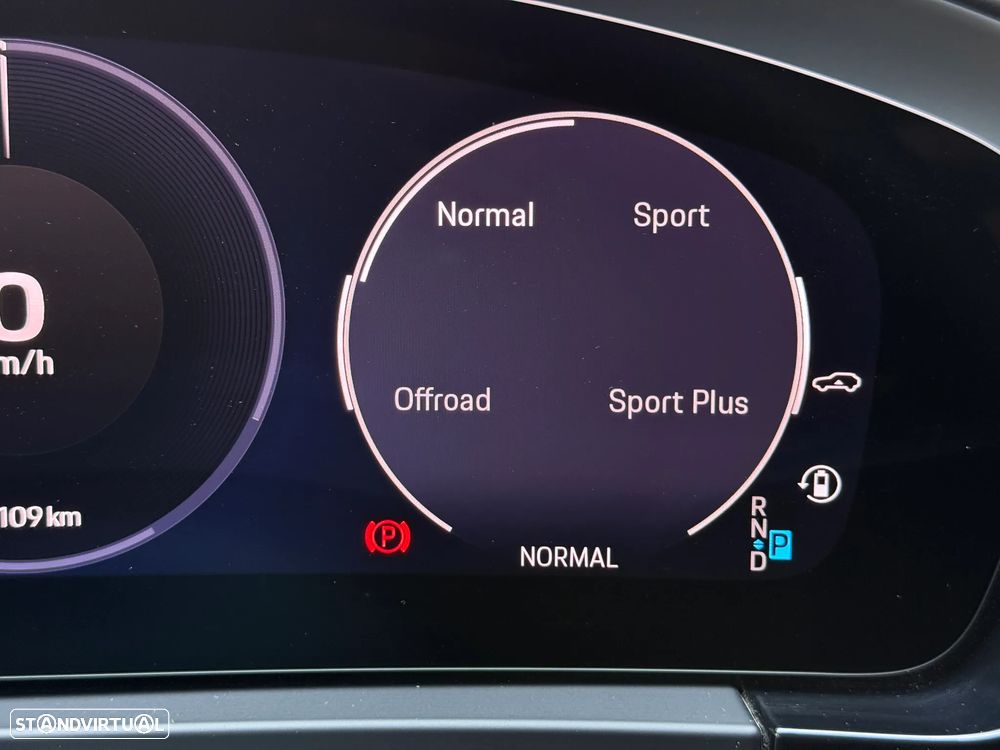Porsche Macan Electric Turbo - 14