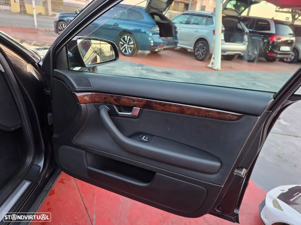 Audi A4 Avant 2.0 TDI S-line - 10