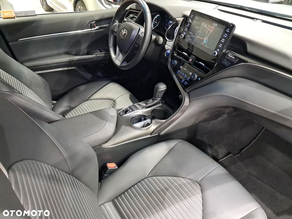 Toyota Camry 2.5 Hybrid Prestige CVT - 9