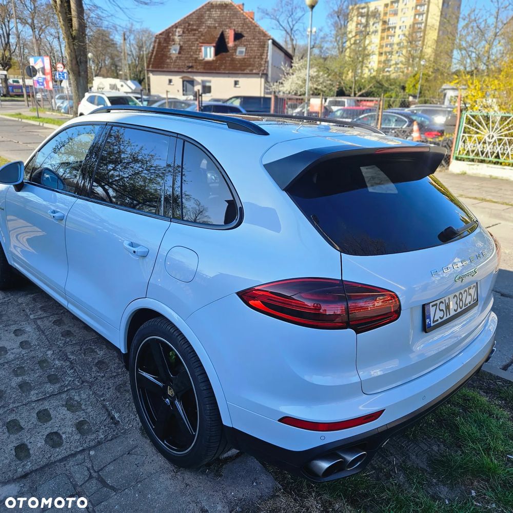 Porsche Cayenne S E-Hybrid Platinum Edition - 10
