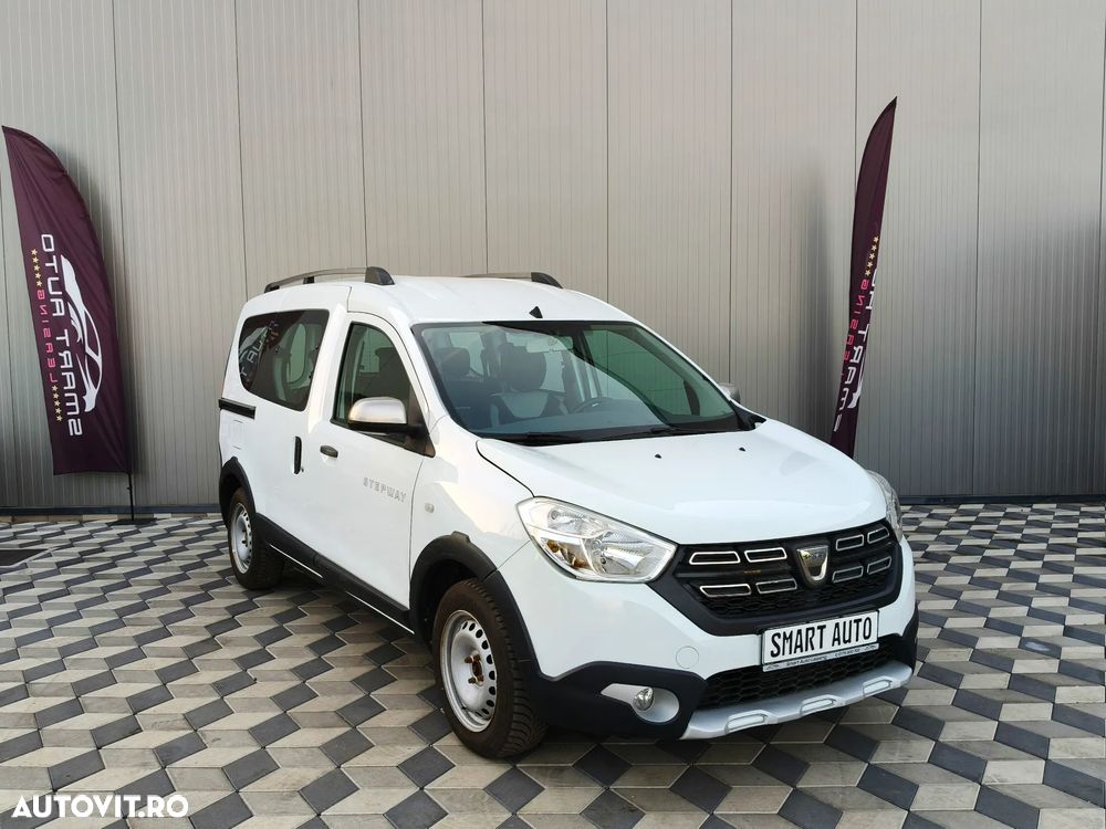 Dacia Dokker TCe 102 GPF Stepway - 3