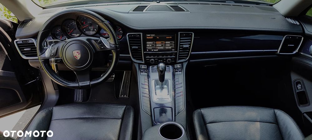 Porsche Panamera 4 PDK - 13