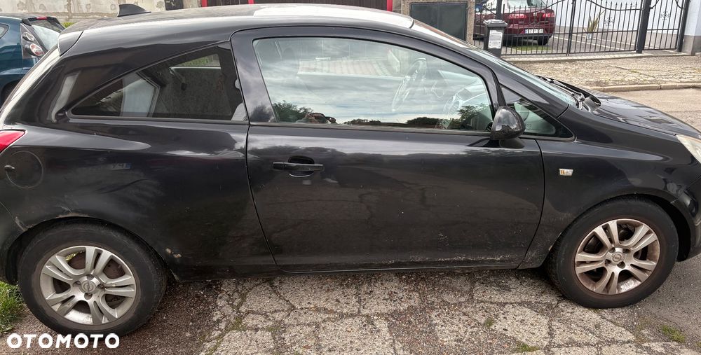 Opel Corsa - 4