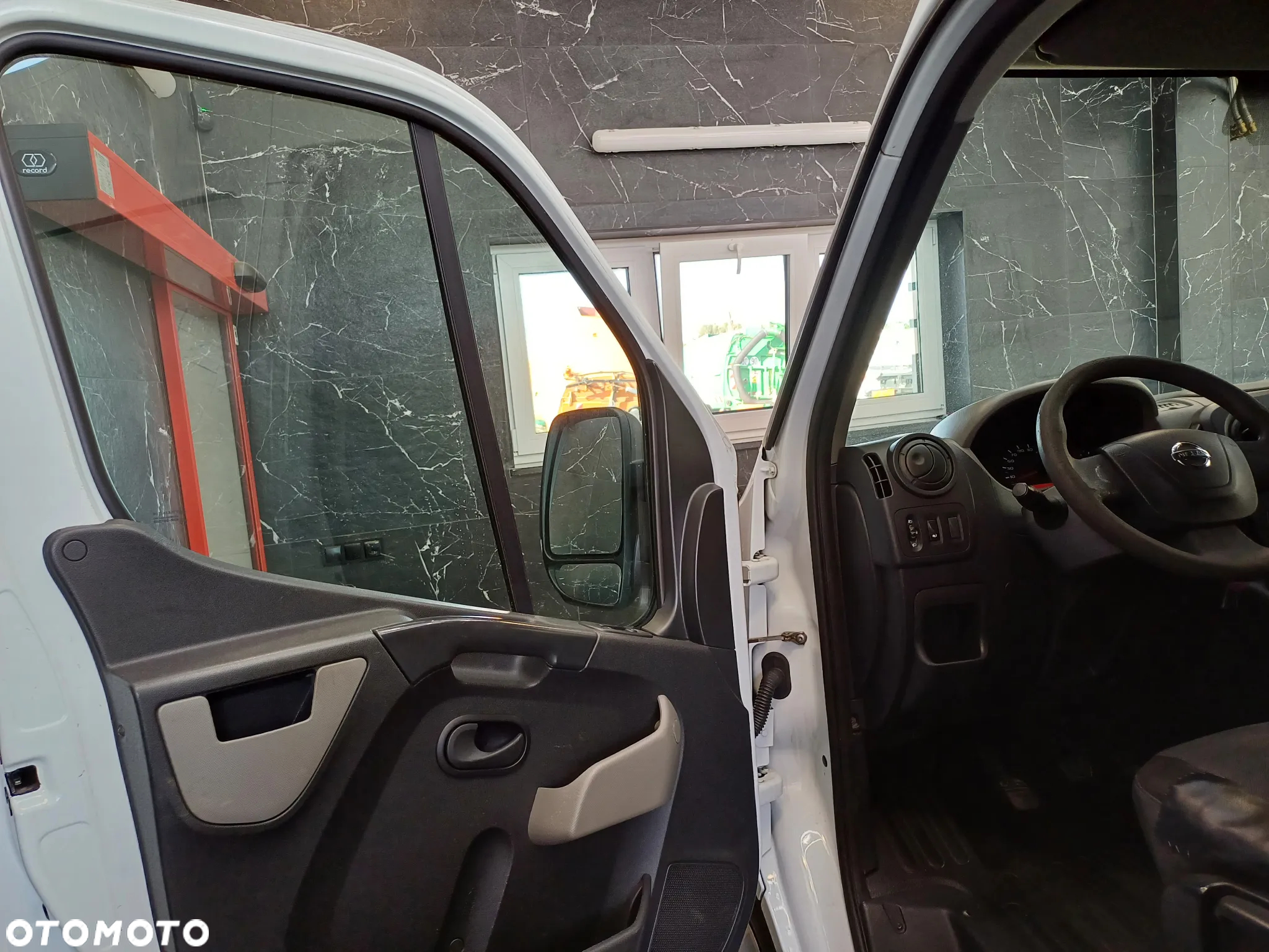 Nissan Nissan NV400 Izoterma Chłodnia Furgon Van Konvekta Master Movano 2017r - 8