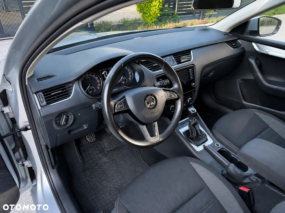 Skoda Octavia 1.6 TDI Ambition - 11
