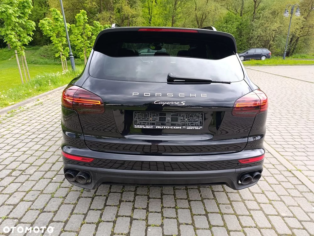 Porsche Cayenne S Platinum Edition - 9