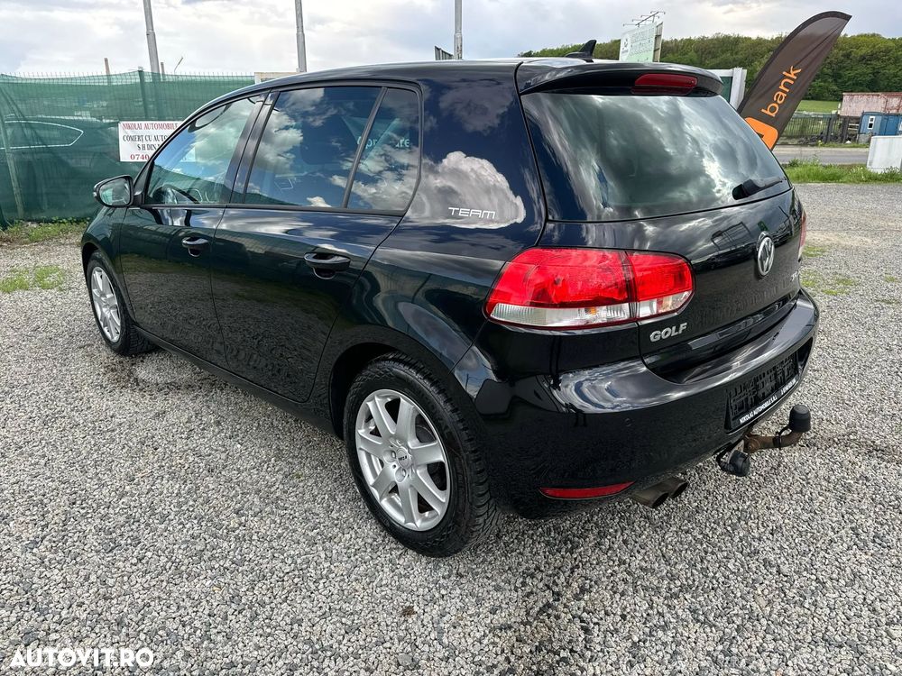 Volkswagen Golf - 21