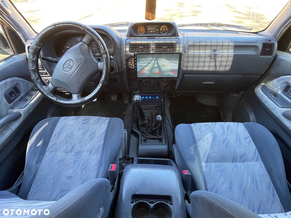 Toyota Land Cruiser - 12