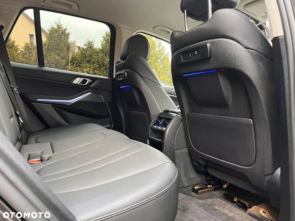 BMW X5 xDrive25d - 26