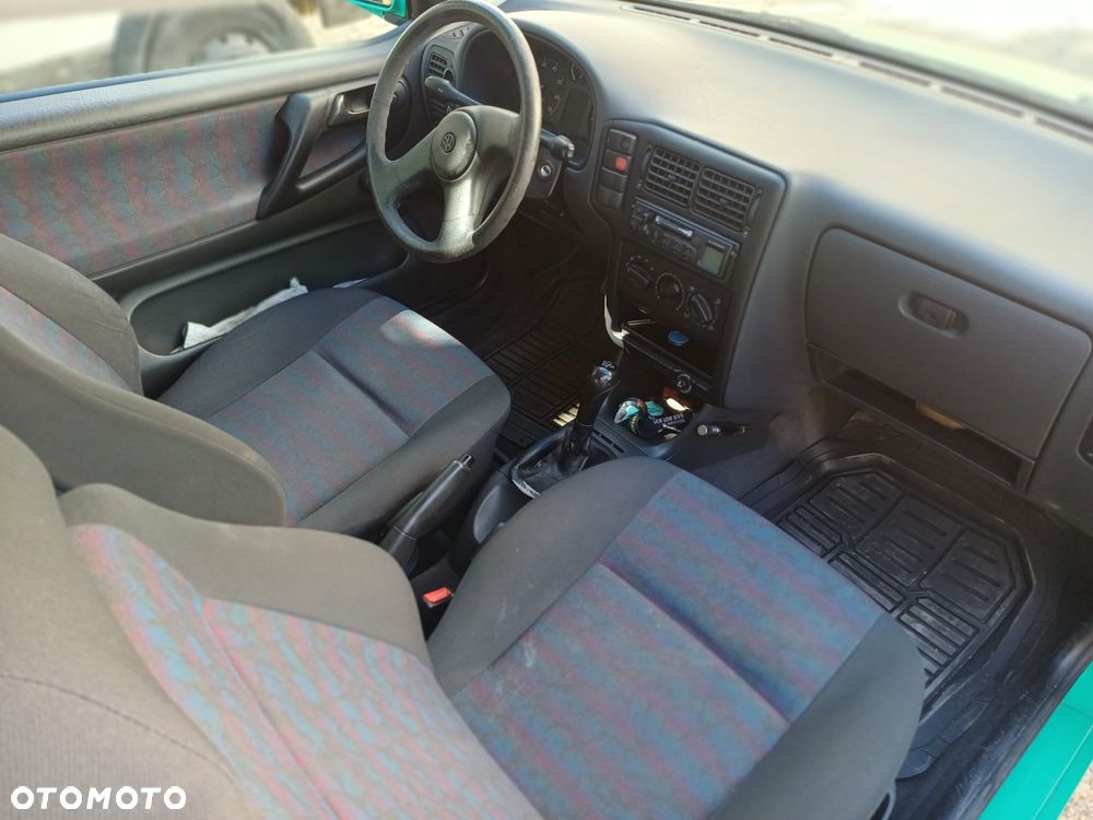 Volkswagen Polo - 7
