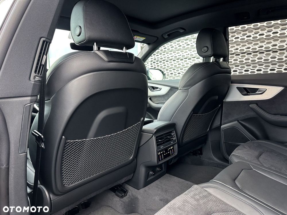 Audi Q8 - 40