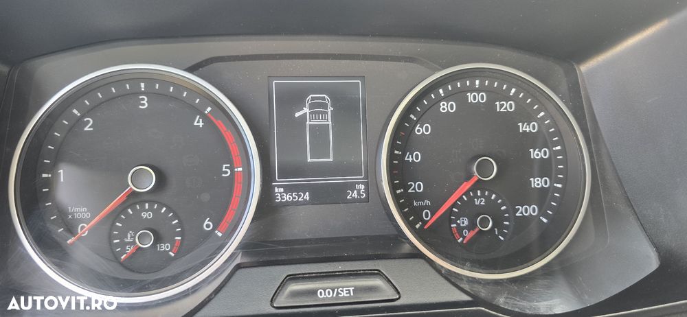Volkswagen Crafter - 13