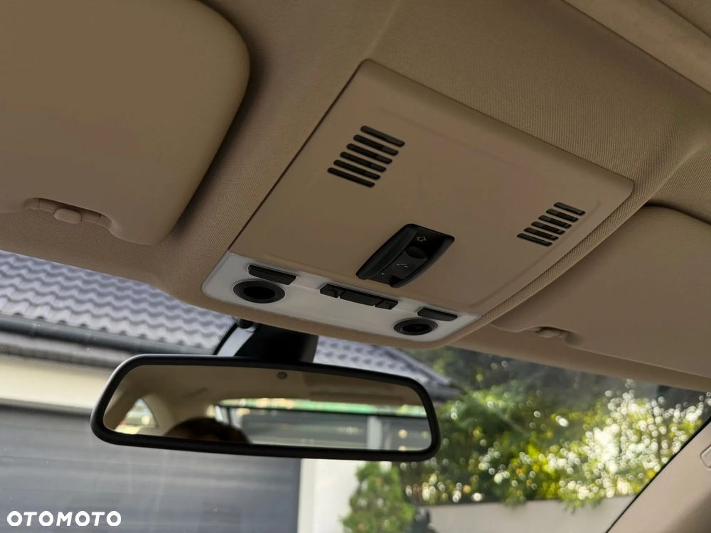 BMW Seria 3 325d Coupe Edition Exclusive - 26