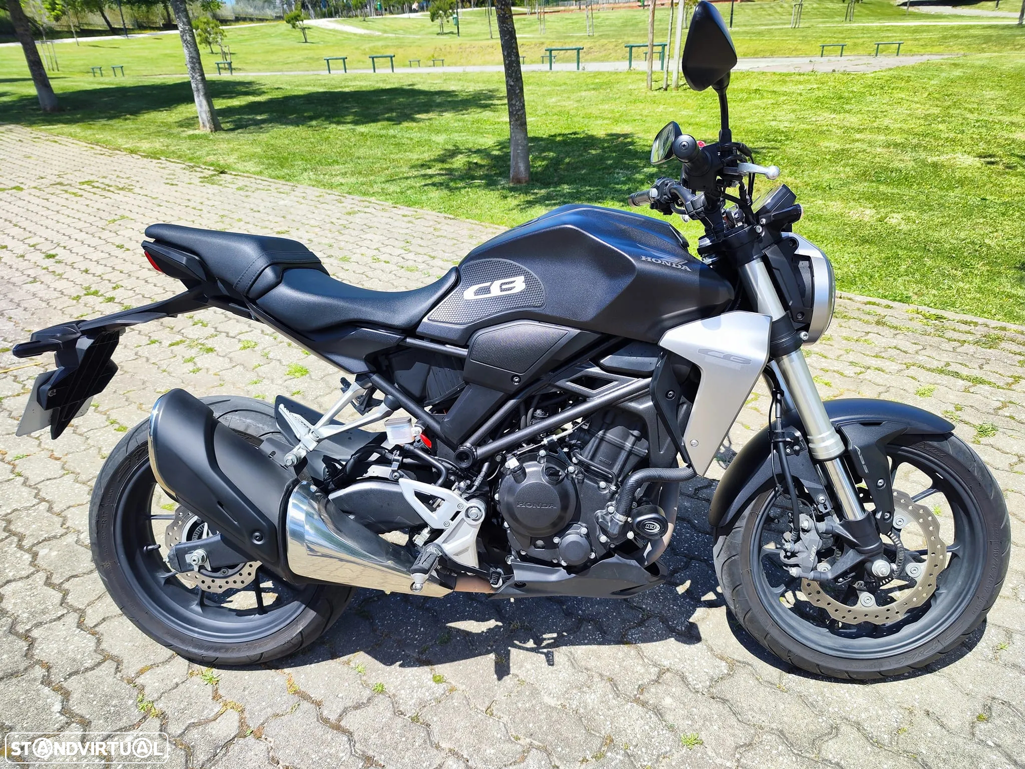 Honda CB 300 R - 13