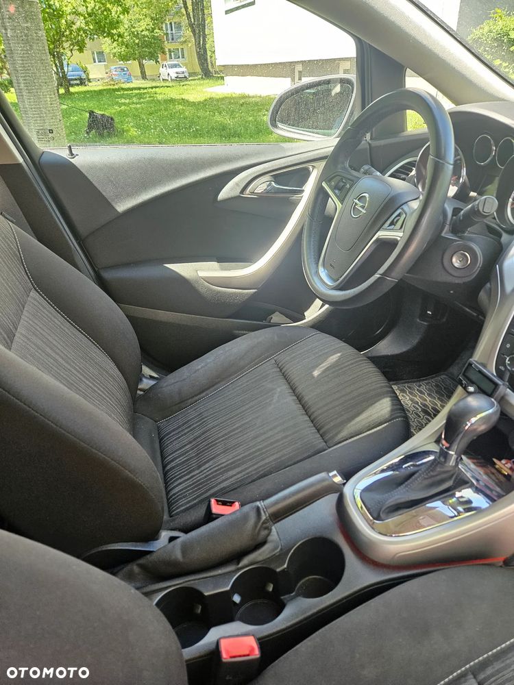Opel Astra 1.6 Essentia - 12