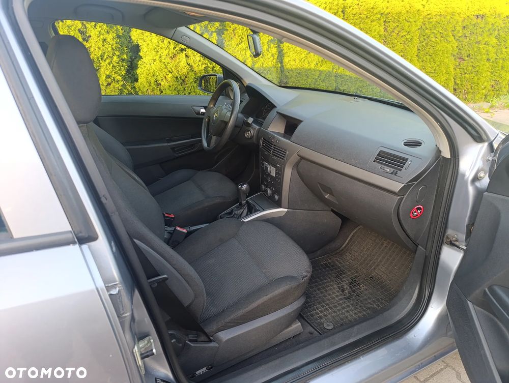 Opel Astra 1.4 Enjoy - 15