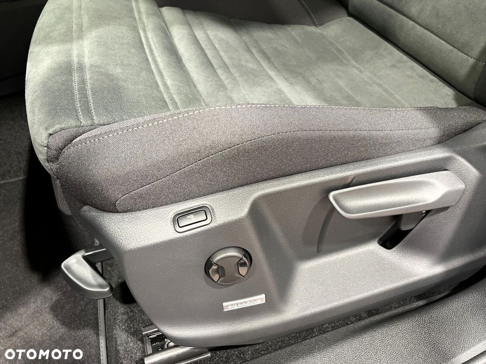 Volkswagen Touran 1.5 TSI EVO Comfortline Plus DSG - 10