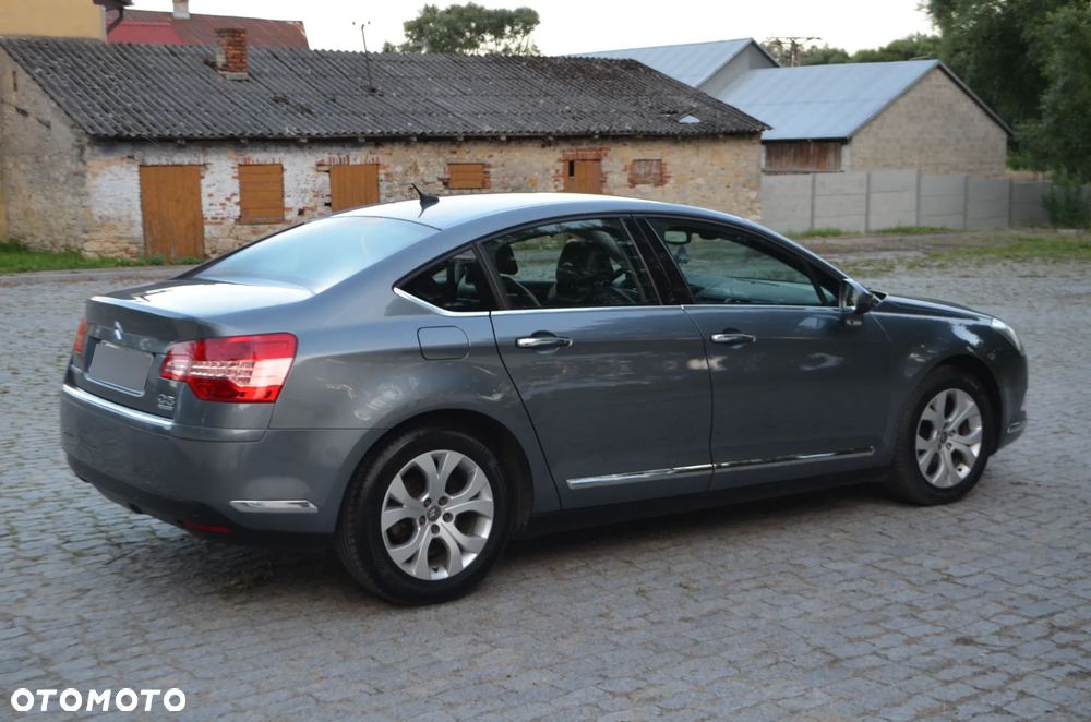 Citroën C5 HDi 135 Exclusive - 9