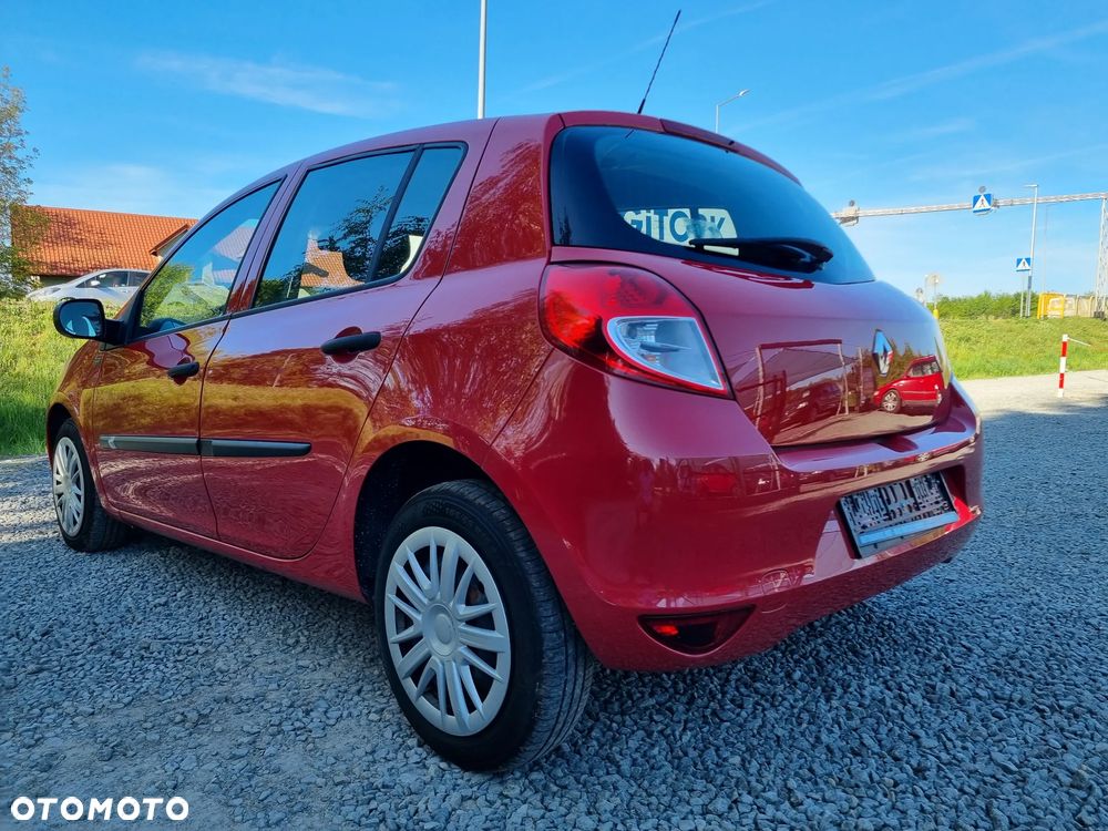 Renault Clio 1.2 16V 75 Yahoo - 6