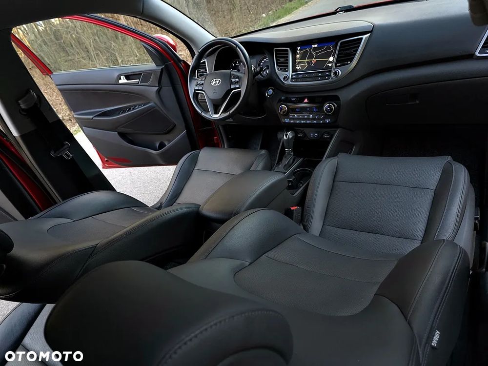 Hyundai Tucson 2.0 CRDI 4WD Automatik Premium - 39