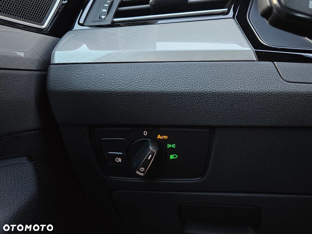 Volkswagen Passat 2.0 TDI EVO Business - 36