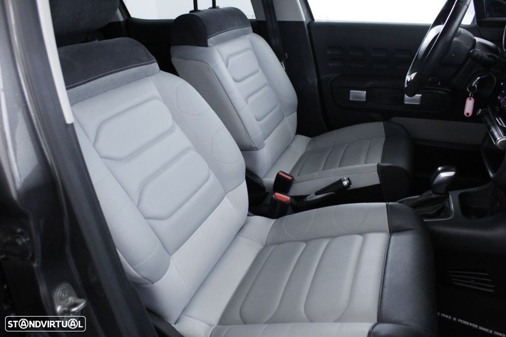 Citroën C3 1.2 PureTech Shine Pack EAT6 - 15