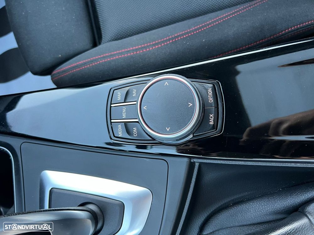 BMW 320 d Touring Pack M Auto - 42