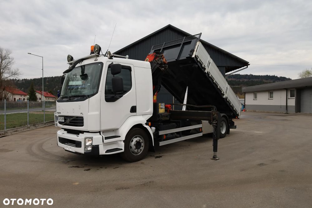 Volvo FL - 11