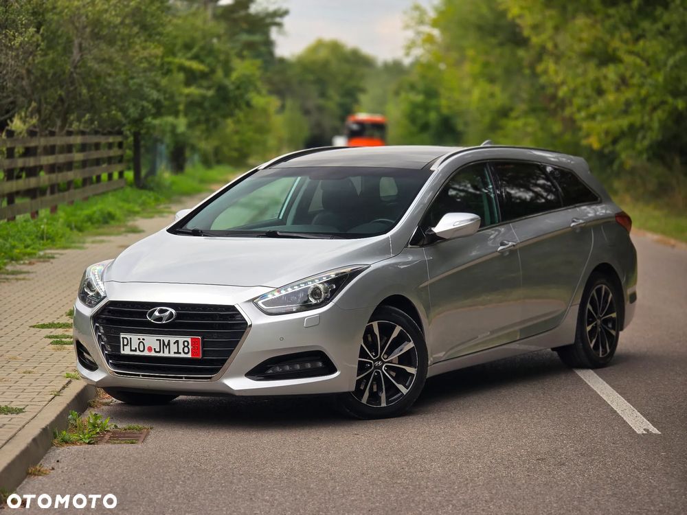 Hyundai i40 Kombi 1.7 CRDi DCT Premium - 3