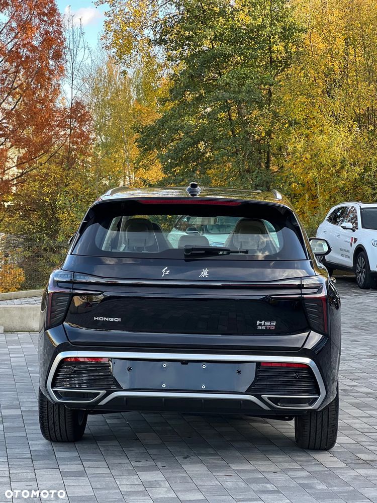 Hongqi HS3 - 8