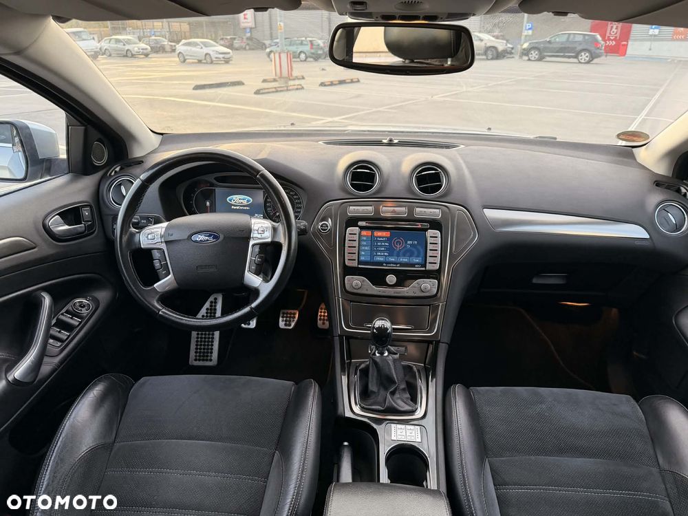 Ford Mondeo 2.5 Titanium S - 11
