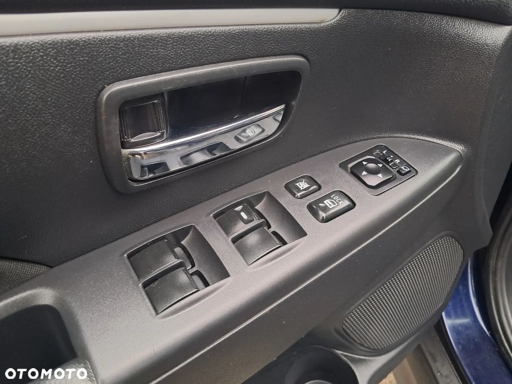 Mitsubishi ASX 1.8 DI-D 2WD Intense - 16