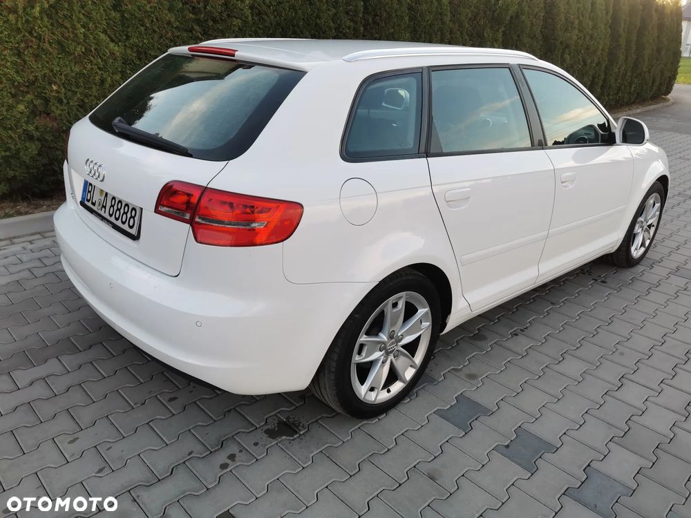 Audi A3 Sportback 1.6 Limited Edition - 4