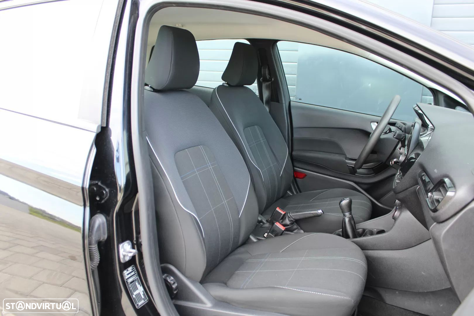 Ford Fiesta 1.1 Ti-VCT Business - 11